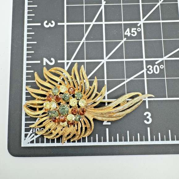 Vintage Rhinestone Flower Brooch Gold Tone Domed Green Brown Yellow Glass 3" - Picture 6 of 6